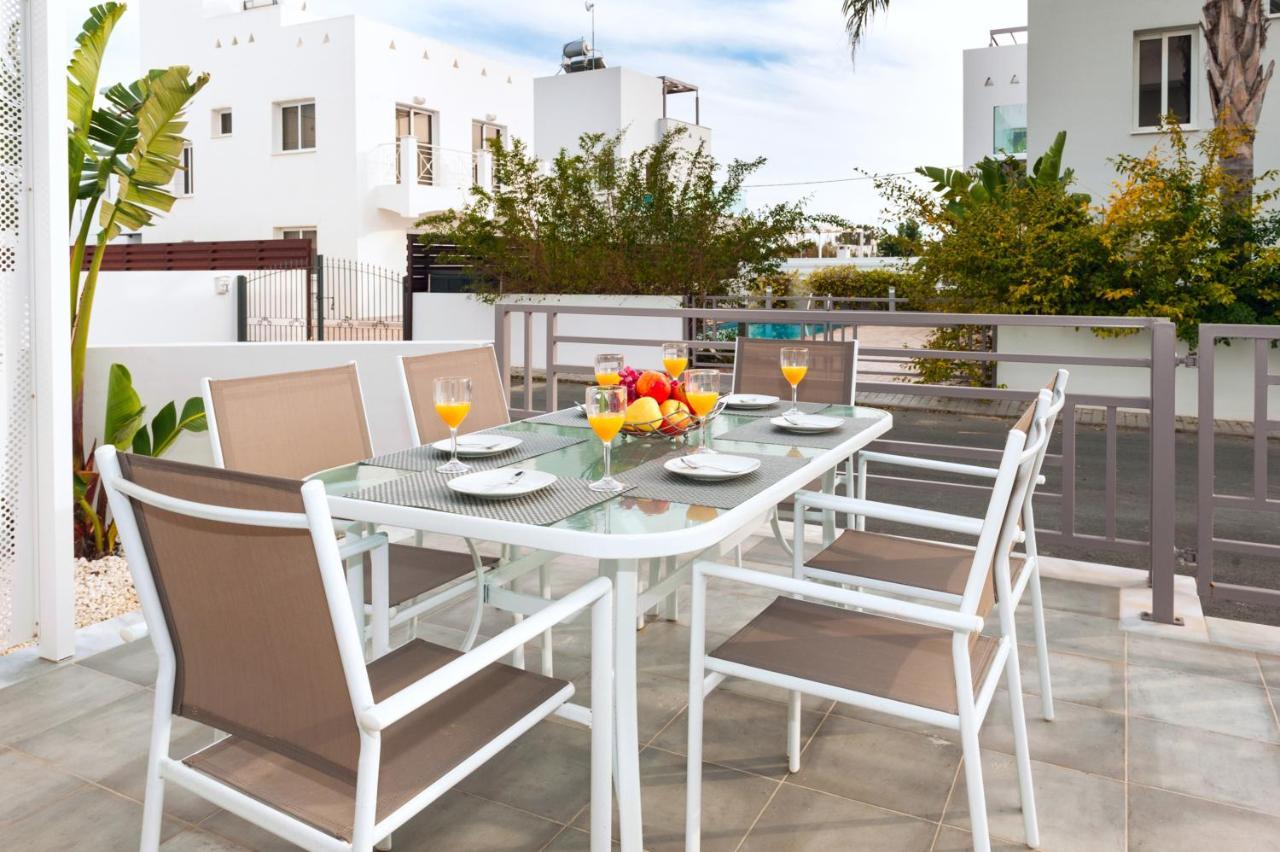 Villa Katherine - Nissi Beach Area 아이아 나파 외부 사진