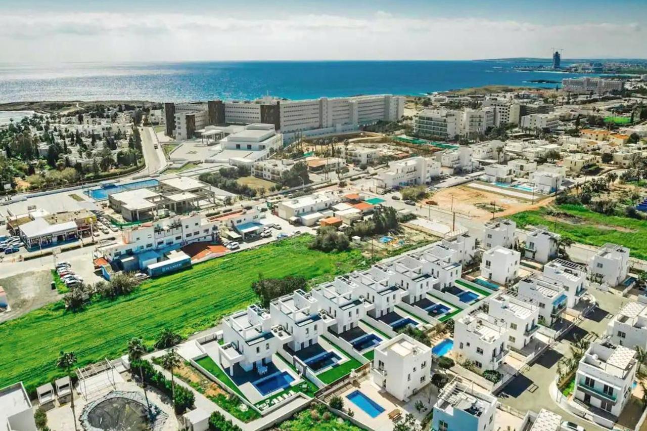 Villa Katherine - Nissi Beach Area 아이아 나파 외부 사진